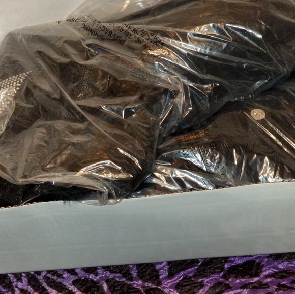 Girls Stuart Weitzman Booties - Picture 3 of 7